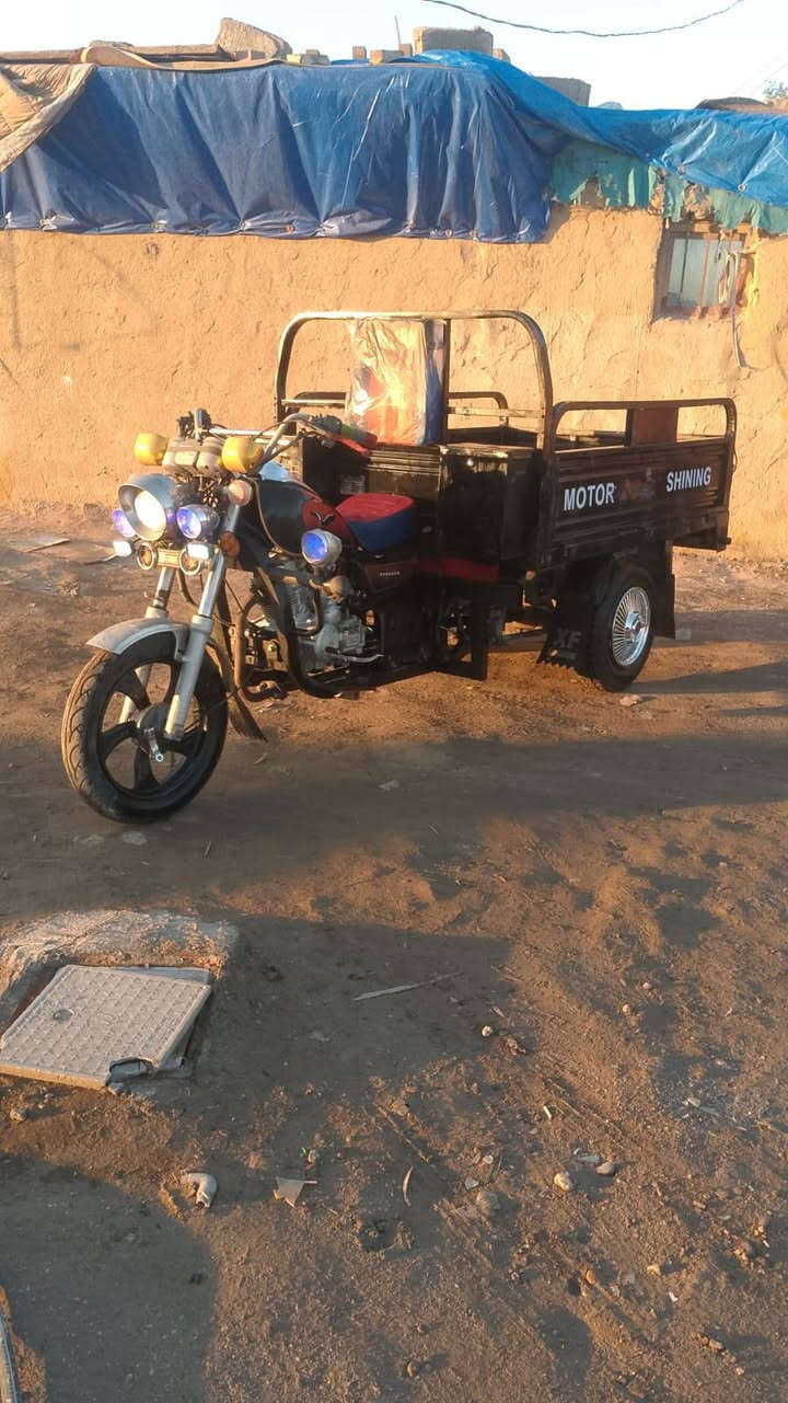 سلام عليكم موديل 2024 اوراق اصولي بسم والدي ستوته ما مقسوله كهربايات كلئ شغالئ جديده مكفوله من لحيم وصبغ ركبه كفالئ نكره سلف سعر 1750 مكاني بغداد غرب علوت وشيد تحياتي لجميع *********** بي وتساب
