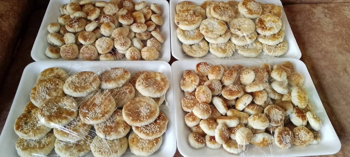 كليجة العيد هشه تخبل 😋 مفتوح حجز الكليجة للعيد 🤍
كيلوين  كليجة والثالث مجاني  ب 19 آلاف🔥🔥🔥 فقط تمر حلقوم جوز مبروش 
بس اليوم وباجر الحجز  واوقفه واتساب‏‪***********‬‏
