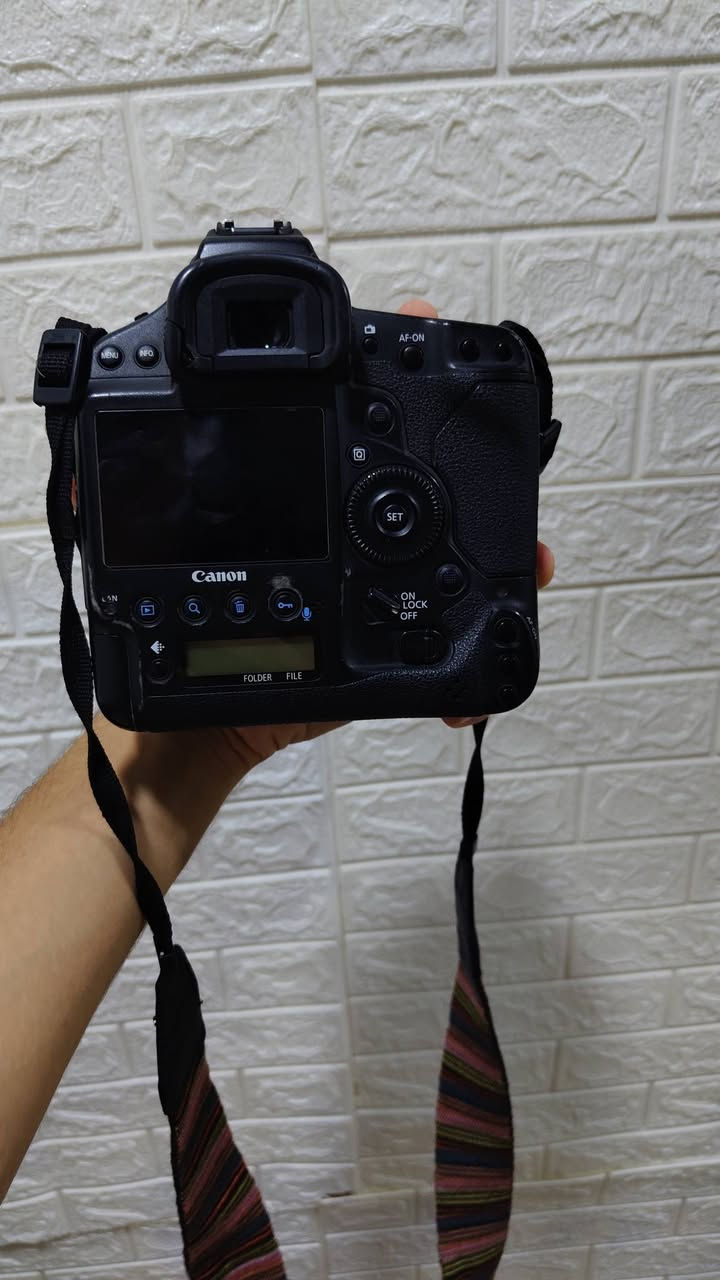 سلام عليكم كامرة كانون 1D X معا عدسة 70/300 سعر مليون و250


**إذا كنت صاحب هذا الإعلان وتريد حذفه لأي سبب، رجاءا أرسل رسالة إلى الدعم الفني**