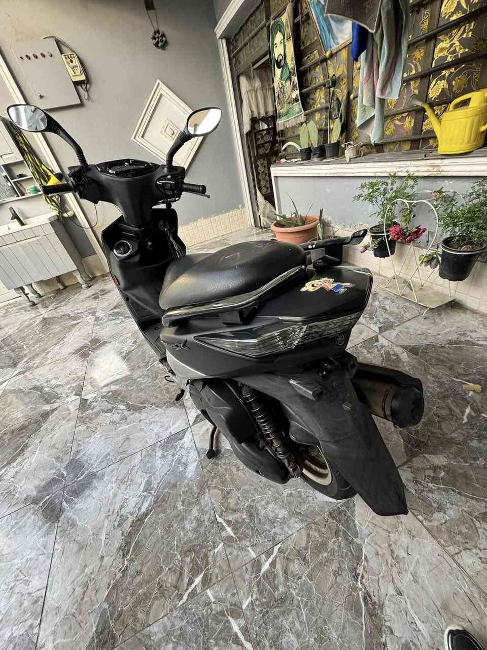 سلام عليكم دراجه سكنس لد كوري موديل 2018دراجه كفاله عامه الداجه كامل مواصفات كامره إماميه كامره خليفه بيها شاحنه لا سلكي دراجه مكفوله مكينه كفرات اوراق كامله مني فيس الدراجه رايدها بـ15ورقه التواصل متواجد بل ماسنجر.. للتوضيح الدراجه ماصابها شهر من نازله من الرمبه


**إذا كنت صاحب هذا الإعلان وتريد حذفه لأي سبب، رجاءا أرسل رسالة إلى الدعم الفني**