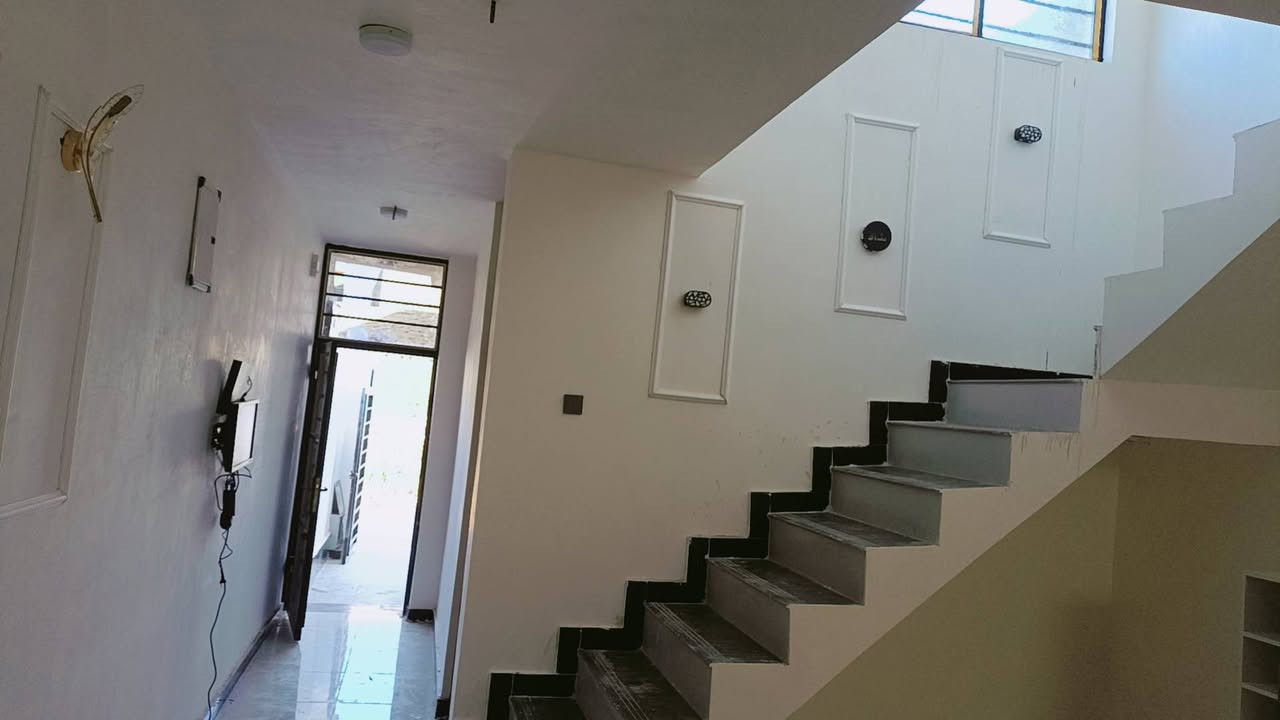 دار للبيع مساحة 100متر غرفة نوم وحدة وصاله ومطبخ واستقبال
حواس مجاور أسواق ابو منذر
***********
