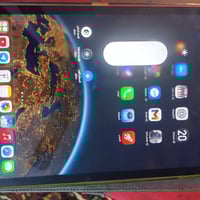 آيباد ٩ • نظيف جدًا • مع الشاحن والكارتون الأصلي