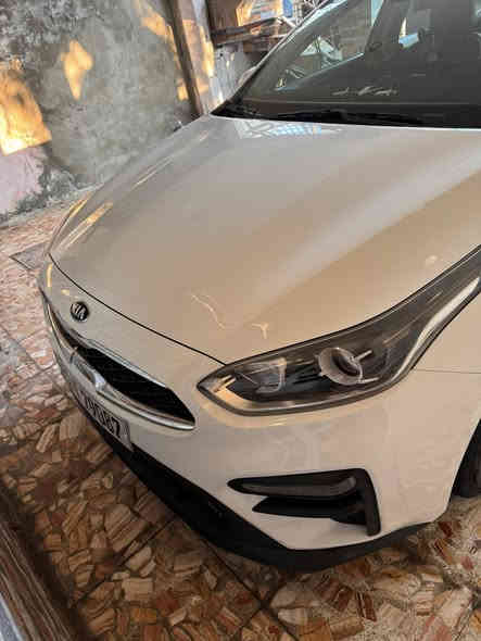 السلام عليكم سيراتو 2020 بغداد. باسمي. بيهه كم مكان بارد.  
إهلال جاملغ خلفي بي صبغ ماشييه 125 مكينه. 1600 فتحه أشاير بل مري تحكمات تبريد قطعيتن شاشه كامره. السعر 155 بيهه مجال بسيط
الاستفسار 
0773 55 63736
