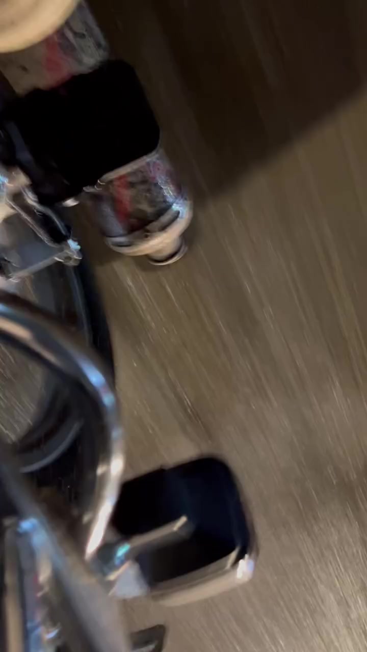 صالنصه رياضي صوت مرتب مو همجي الباك فاير بيها حلو + ببكورن بس يعجبك تسمعه و تقفيل الصالنصه براغي النكي مو سبرنكات يعني انسه التنفيس ترهم على كل الايراني + بوكس. + دايوان شي كلش مرتب السعر 35 ( عنواني بغداد_ الدوره)


**إذا كنت صاحب هذا الإعلان وتريد حذفه لأي سبب، رجاءا أرسل رسالة إلى الدعم الفني**