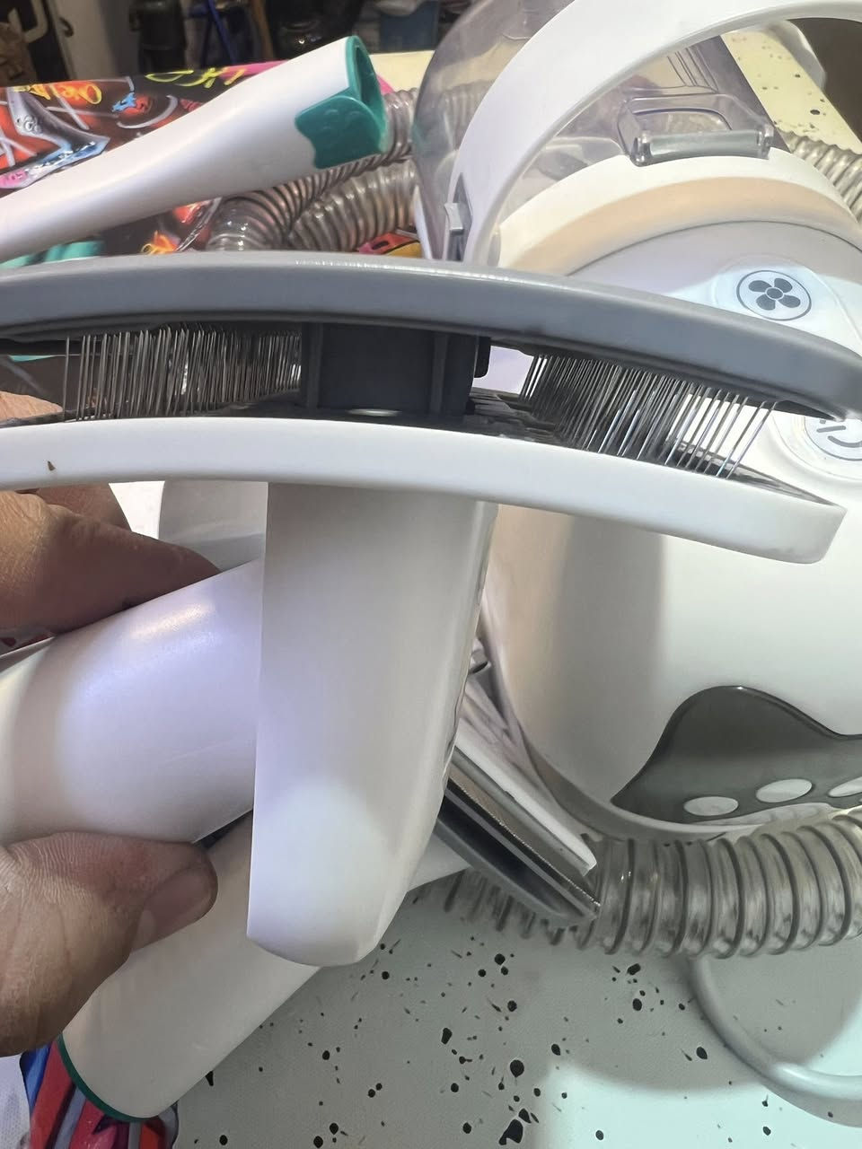 السلام عليكم اخوان اعلى سعر ابيع متعدده الاستخدام مكينه حلاقه شفط لتنضيف وحلاقه القطط والكلاب اعزكم الله 
التواصل واتس اب 
***********
