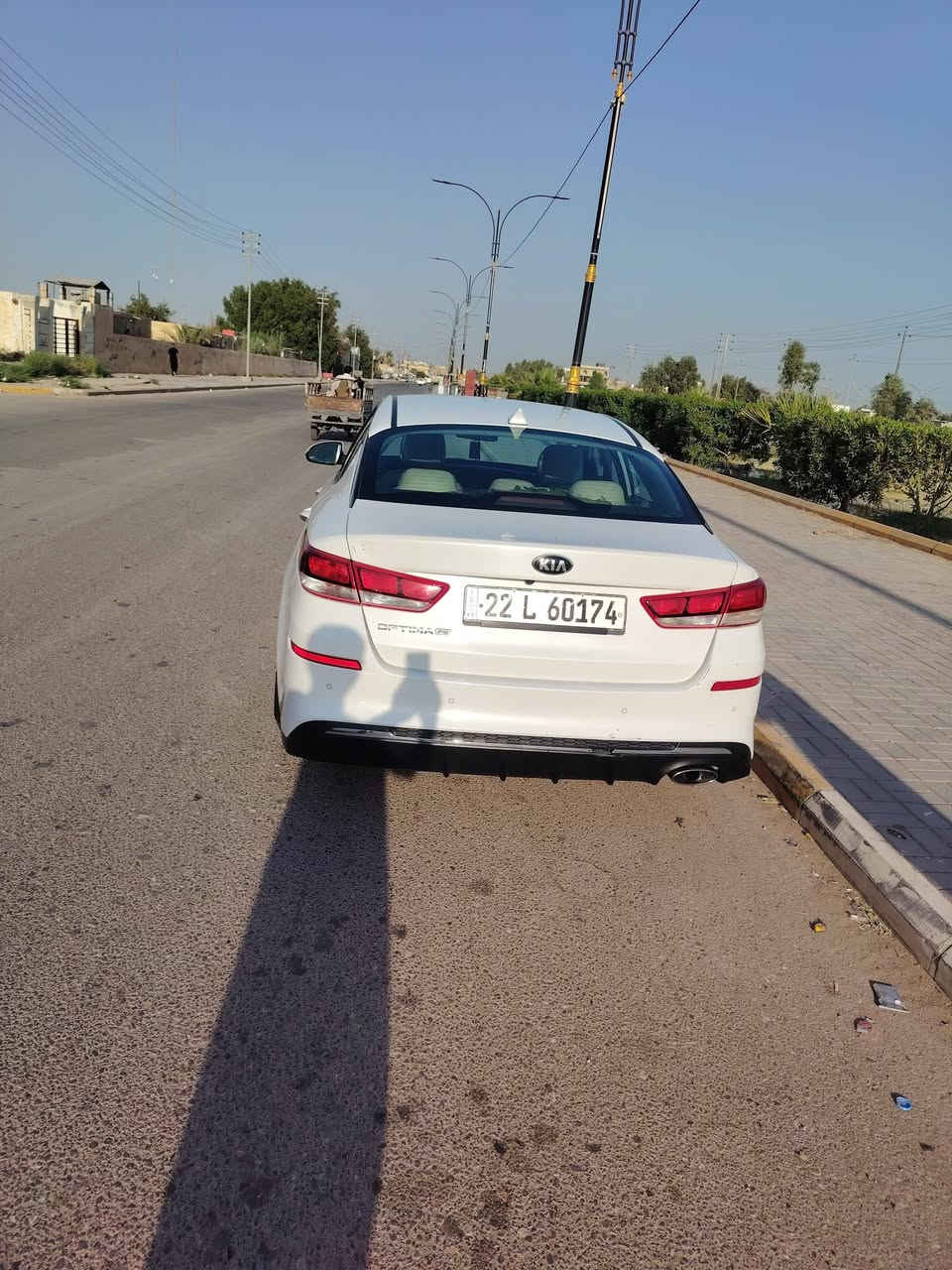 سلام عليكم للبيع  كيا اوبتيم موديل 19 وارد امريكي مكفوله. كفاله عامه  المواصفات معروفه  سياره جديد وجاهزه للاخير كير مكينه تبريد حداده  تخم تاير كفاله مكان سياره السماوه الرميثه  ***********
