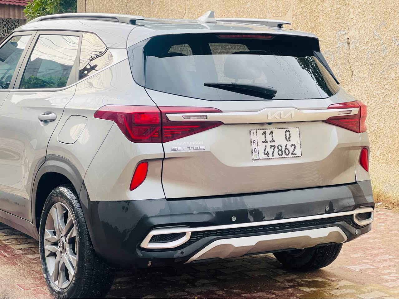 كيا سلتوس 23 كلين تايل 
مكفول من الحادث والصبغ والغرق حادثها تخريب داخلي متعمد كشن السائق مبدل 
فول عده الفتحة مكينة 2000
ماشيه 16 الف ميل 
مكاني بغداد البنوك
السعر 175 مع العلم السيارة مغلفه حمياية PPF 
ترهم مراوس بغداد, العراق


**إذا كنت صاحب هذا الإعلان وتريد حذفه لأي سبب، رجاءا أرسل رسالة إلى الدعم الفني**