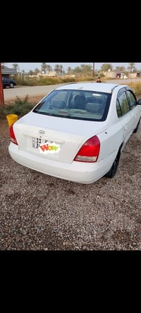 انتر موديل ٢٠٠٢ رقم بغداد بسمي رقم انكليزي بيها ظربه  ربع الجاملغ امام...