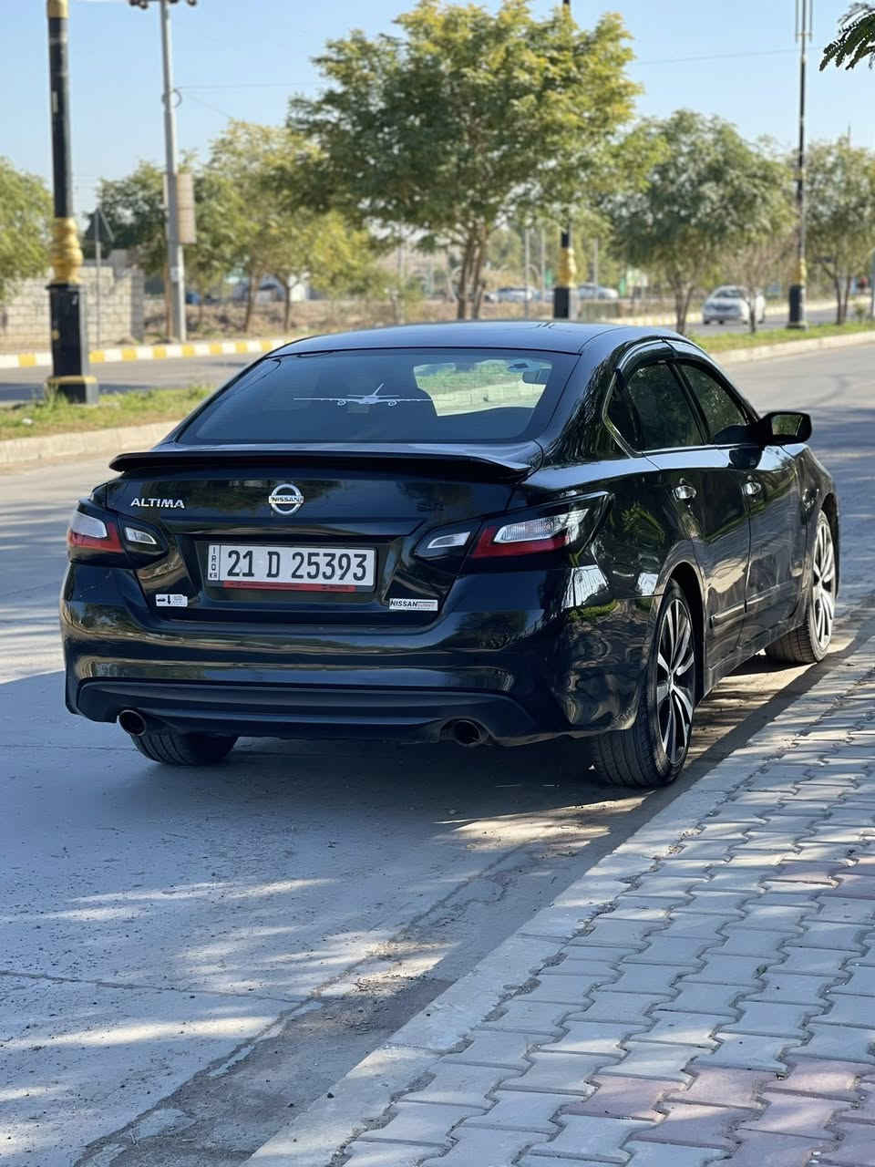 السلام عليكم
Nissan Altima 2016 🖤 
مكينة وكير بشرط الفحص
محرك 2500 المرغوب
 السعر :126 وبي مجال بسيط
مواصفات S
كشن كهربائي
بصمة تشغيل
بصمة ابواب 
صندوق بصمة 
شاشة 
كاميرا 
سيارة نظيفة وجديدة 
ماشية (195 ) الف كيلومتر
بيهه صبغ جاملغ جهة سايق فقط 
شواصي وبدنة كفالة 
سنوية ورقم وهزة كلة جديد 
سيارة باسمنا 
تحويل ثاني يوم 
للاستفسار : ***********
العنوان 📍 خانقين
