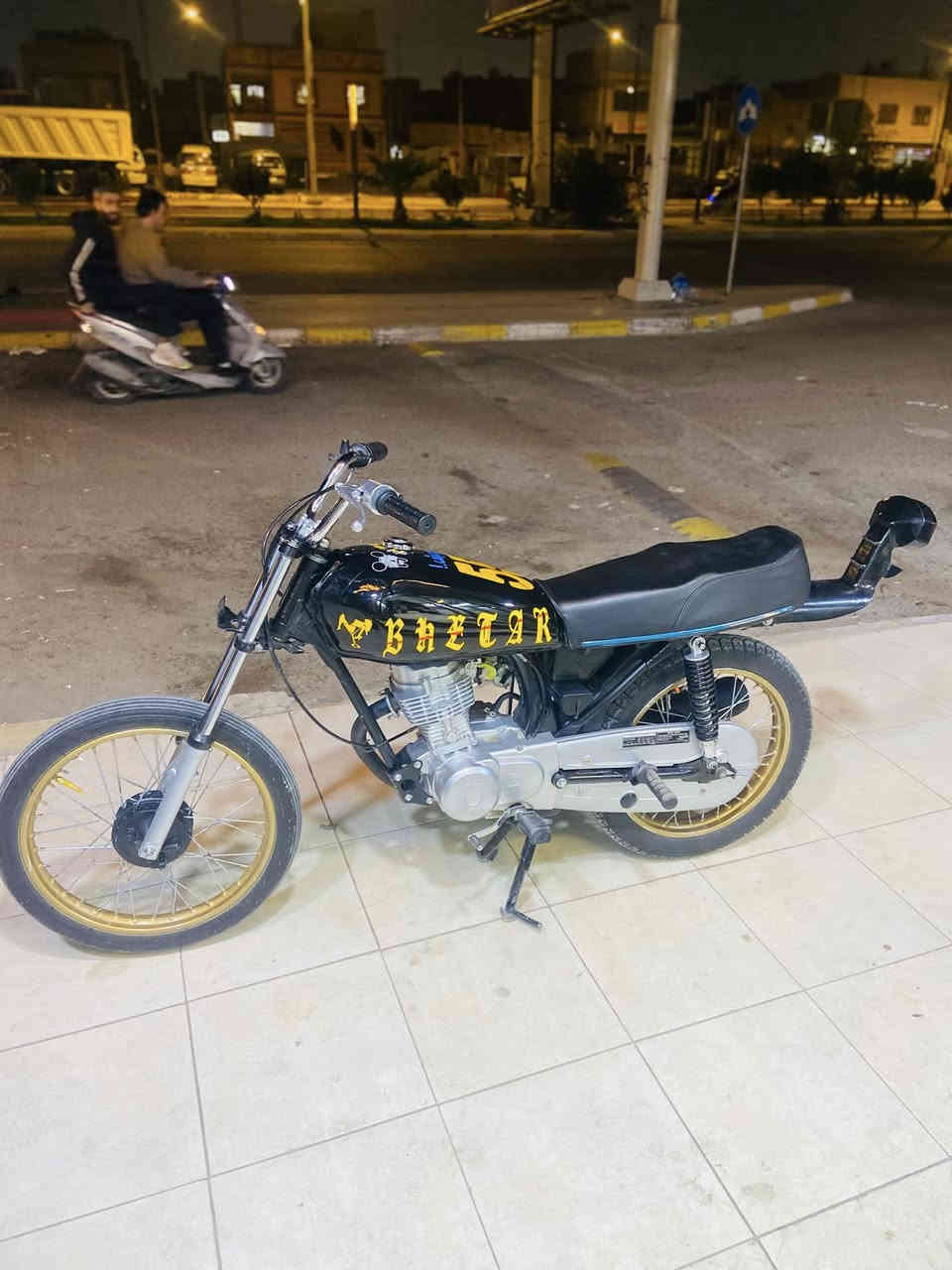 دراجه للبيع نامه سكنر 6اوراق   مفتوحه بس ولفات شرط ما تكطع دراجه  دك لمن تمل افصل لمن تمل سعره 650 وبيه مجال *********** واتساب وخط فقط لا طب خاص ما جاوب
