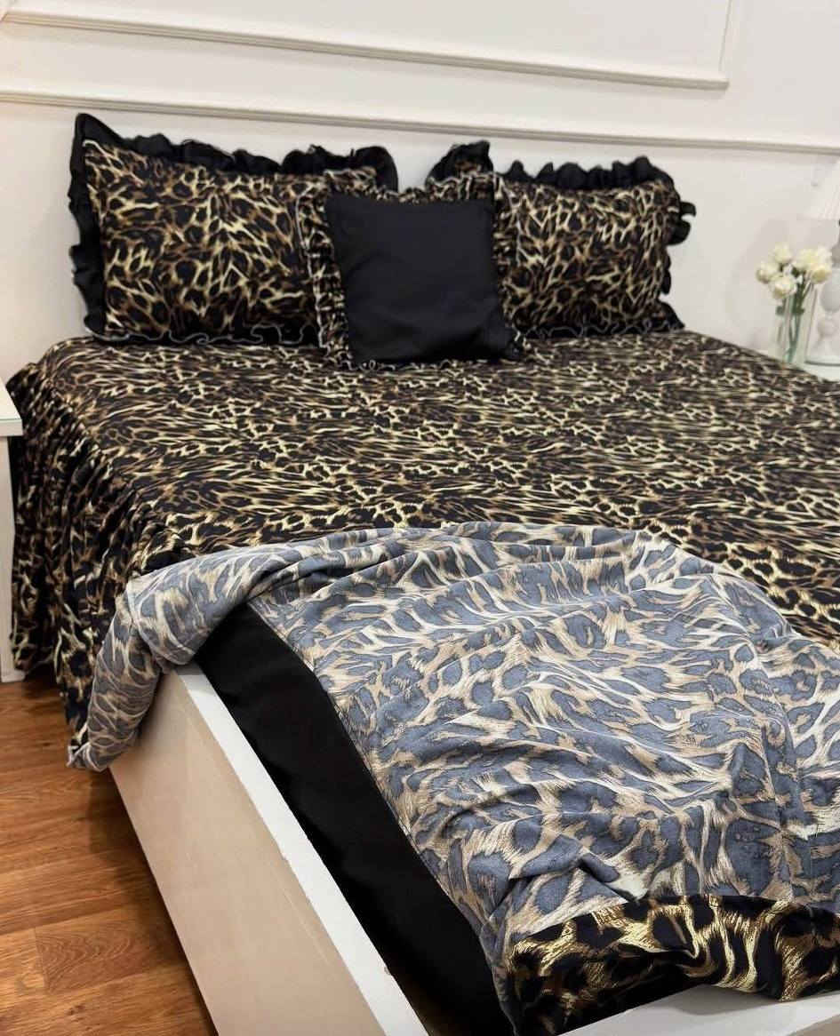 لان الراحة تبدأ من التفاصيل ،اختاري لمفرشك لمسة من الفخامة والرقة ،
من تصوير زبونتي ،،🌹
#ديكور  #خياطة #مفارش_الغرفة #خياطة _مبتكرة


**إذا كنت صاحب هذا الإعلان وتريد حذفه لأي سبب، رجاءا أرسل رسالة إلى الدعم الفني**