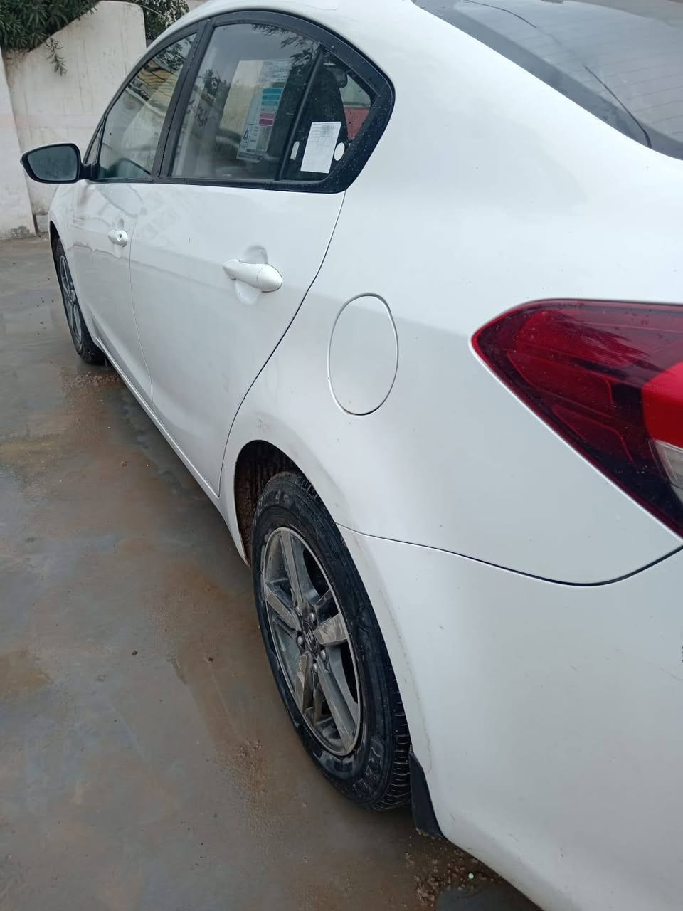 سلام عليكم كيه سيراتو 2017 رقم سليمانيه جديد بسمي محرك 1600 رقمي ***********
