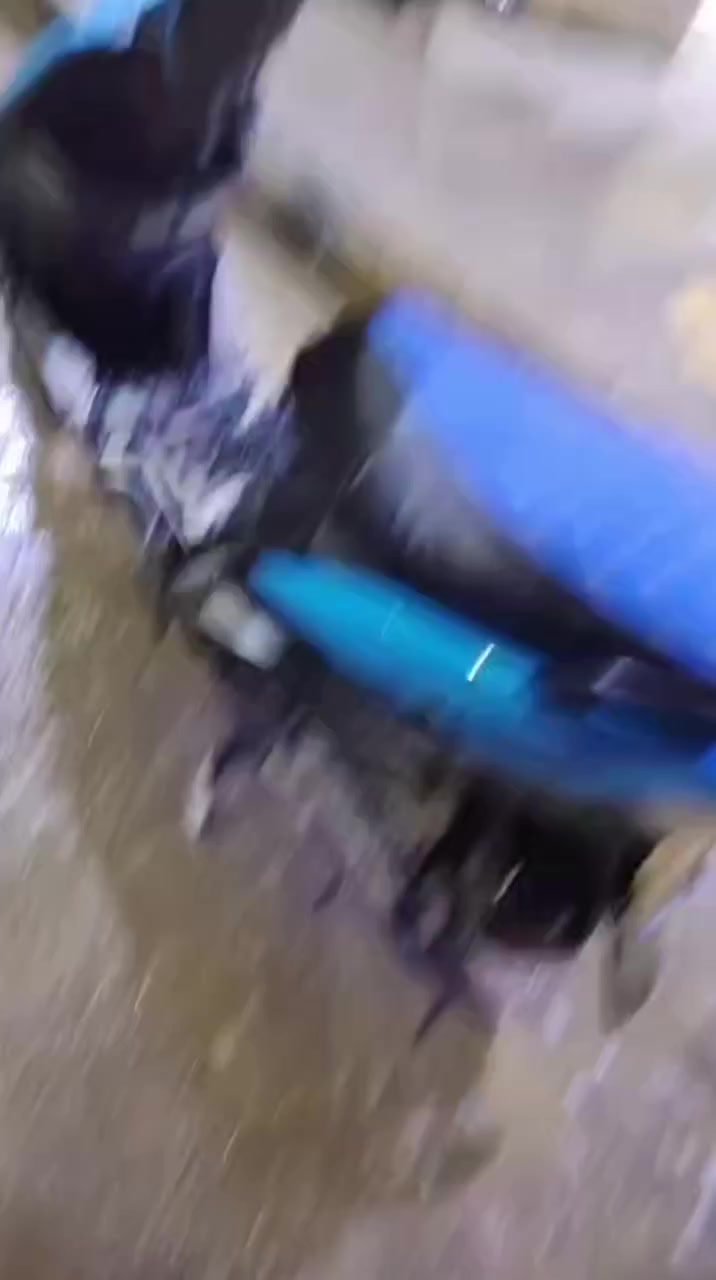 ماكس عدله محرك ما مفتوح صالنصه رياضي عوزها باتري وكلجات ب٦٠٠وبيها مجال بسيط


**إذا كنت صاحب هذا الإعلان وتريد حذفه لأي سبب، رجاءا أرسل رسالة إلى الدعم الفني**