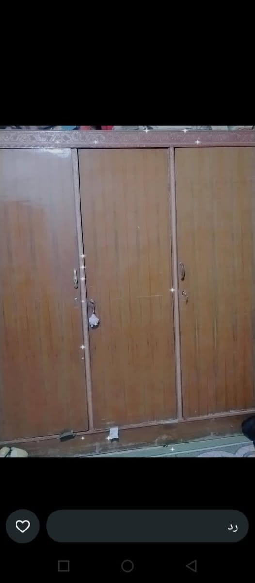 سلع واغراض مستعمله للبيع نظيفه للاستفسار الاتصال على الرقم ***********
