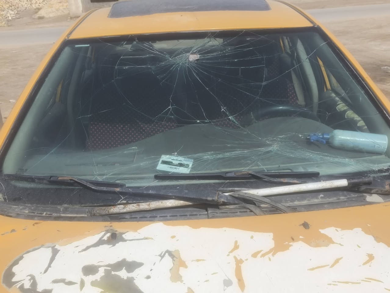 ليفان 13 قاصرين اقابلك وي اهل اسياره 
هيه معليه بيه علمشتري اسعر 10 وبيه مجال
عنوان اسماوه ***********
