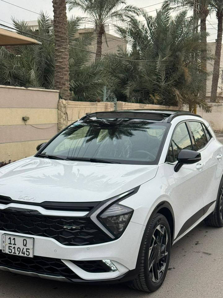 سلام عليكم للبيع كيا سبورتج 2025 GT line خليجي رقم بغداد ماشية 20 الف فول 1/1 مكفولة كفالة عامة مكاني السيدية للاتصال ***********
