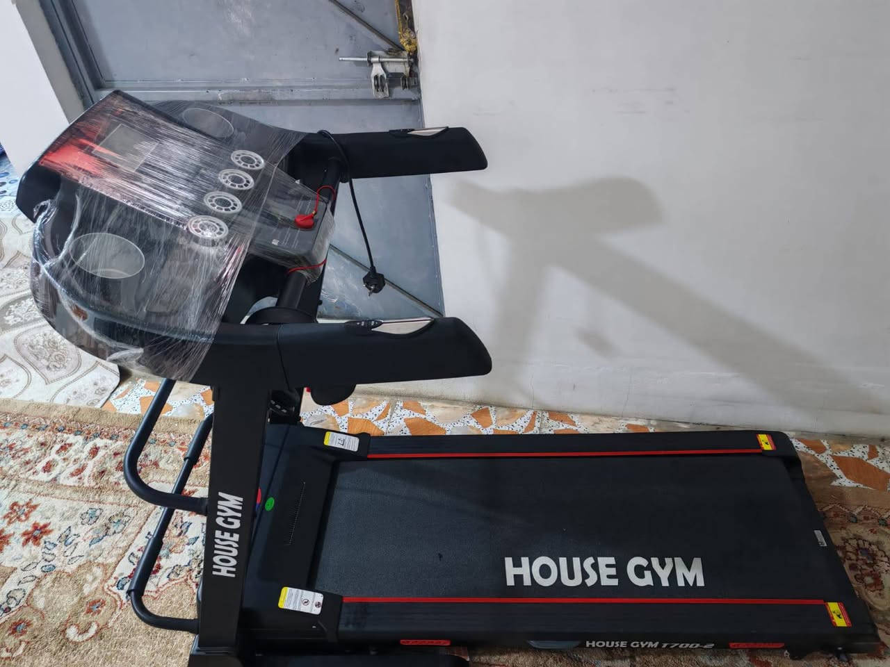 جهاز جري  للبيع بعده جديد مستخدم ايام قليله
جبلي
قياس نبض القلب
سرعات
دهن القايش اوتماتيك
بلاتوث 
هواي مواصفات بي
بي جهاز تكسير الشحوم بعدني ما شاده ويا بعده بالكارتون
السعر 350
للاستفسار الاتصال ***********
