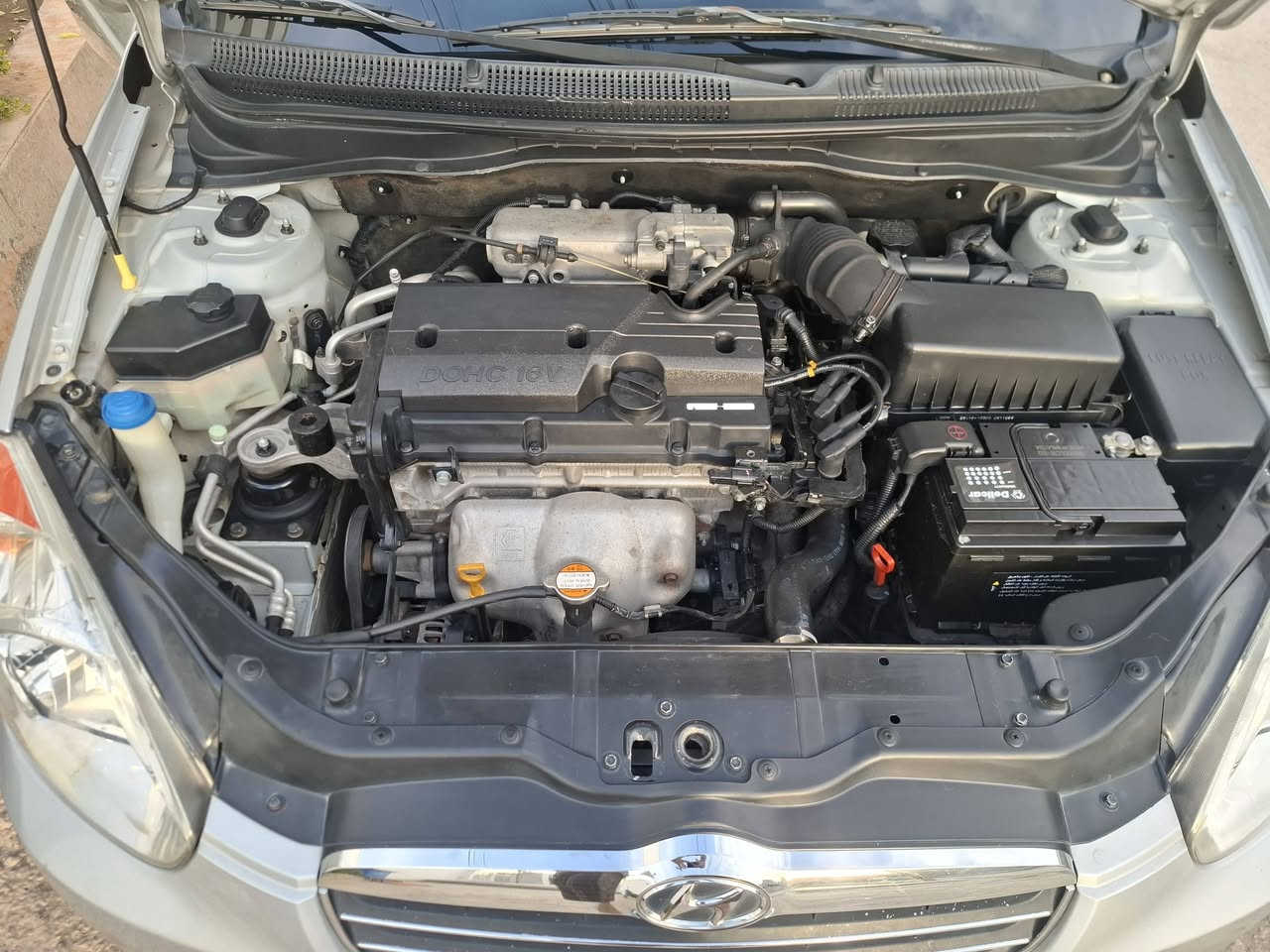 أكسنت 2009 بلادي.
كير ومحرك وتدفئة وتبريد مكفولات كفالة عامة.
بإستثناء الجاملغ الخلفي ( بخ مبخوخ بدون معجون ودواخل ).
سيارة جاهزة من كل النواحي.
تخم تاير جديد. 
صدر جديد امامي خلفي.
باتري جديد.
السيارة احلى من الصور.
السعر الاتصال على الرقم 
*********** 
استقبل فقط اتصال على الرقم...
