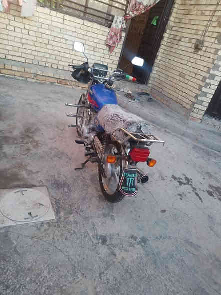 دراجه البيع نظيفه وحلوه خمسه كير سلف هندر ماناقصهه اي شي 2022 مكانهه بغداد جسر ديالئ جديد نتصال عله رقم وساب ***********
