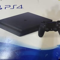 بلي 4 مهكر كلش نضيف وياه باكيته للبيع 250 بي مجال 07709882541