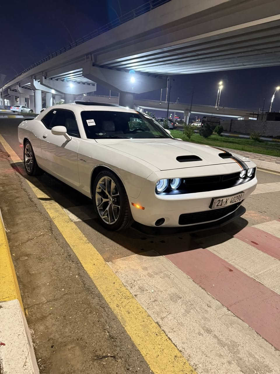 سلام عليكم للبيع 
سعر230
موديل 2023 GT 
موصفات نص فول 
سلايت شاسه جبير 
جلد
جملغ بونيت بدون دوخل شرط 
بي بارد بل جملغ سايق اشوي 
سيارا جديد ماشي 16 ميل
مكان كركوك 
شراي يخابرني ***********
