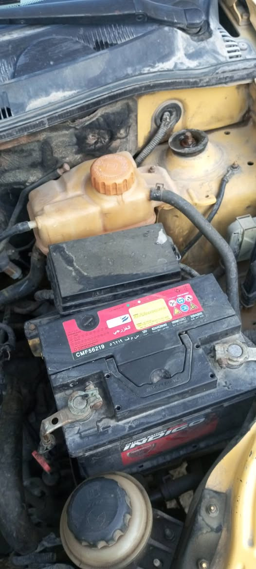 السلام عليك سيارة افيو موديل ١١ الشركة العامة بسمي هيىة غرامات مصفر سنوية ٣١ تنتهي مكينة بيها خيط تنقيص مكينة مفتوحة مو مسكرة.*********** تبخير كير سليم صدر ماشي بغداد بسمي ..عنون بغداد الكرخ شارع حيفا الطلايع
