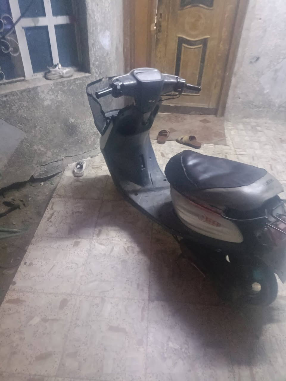 سلام عليكم دراجه منخولي 2003 الدراجه بيهة صوت بل بوربرين الكير السعر 100وبيهة مجال رقم الهاتف ***********
