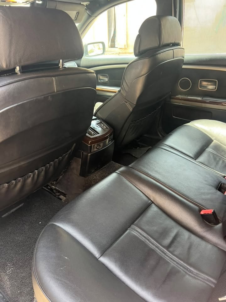 بي ام 750i 8Vموديل 2007 اصل فول مواصفات جاهزه للأخير بيها مكانات صبغ بدون ضربه رقم بصرة تحويل انكليزي مكينه كير تخم تاير حداده تبريد كله شرط 
بيع او مراوس باخره اقل حته لو 2002 745 
محتاج فرق
***********
