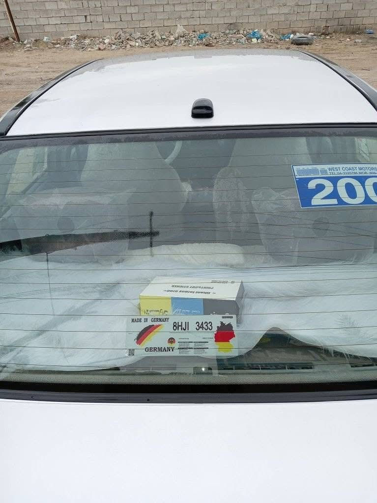 السلام عليكم استرا للبيع محرك سني قبغ اسود سياره تبريدتخم تاير  صبغ عام صدر امامي خلفي جديد رقم اربيل شرط تحويل موديل 1993 مكاني سامراء السعر 48 وبيها مجال اتصل وتدلل***********
