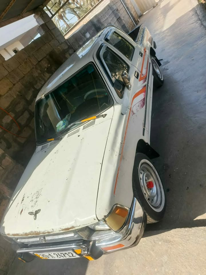 من رخصت الادمن...
للبيع فقط...

تويوتا دبل قمارة١٩٩٤ ديالى هزة والسنوية جديدة لغاية 2031  كير محرك اكسل شاصي كله مكفول تبريد شغال صدر جديد تخم تاير جدد باتري جديد السيارة جاهزة مال جناي مكاني ديالى بعقوبه بهرز***********
