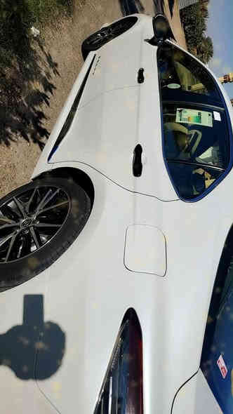 كامري خليجي هايبرد  2024 فئة GLE  فول مواصفات بصمة سلايد فتحة سقف   ماشية 44 الف كلش علا وضع شريكة كلين  للبيع  بدون ضرر بدون صبغ من الدعامية للدعامية  وبدون اي ملاحظات  المواصفات  فتحة  بصمة  تحكم ستيرن جهتين  سايد بريك دكمة  نظام سبورت  نظام ايكو  نظام Apple CarPlay شاحن موبايل  برده خلفيه كهرباء  حساسات امامية + خلفيه  مري شفط كهرباء  اشاير بالمري  قطعتين تبريد  شاشة  كامره  مكينة 4 سلندر 2500 لايت زنون  لد امامي  بلوجكتور زنون  ويل كب كروم  كشن كهرباء  داخل بيجي  اناره داخليه LED مانع انزلاق  رقم صاحب السيارة ***********
