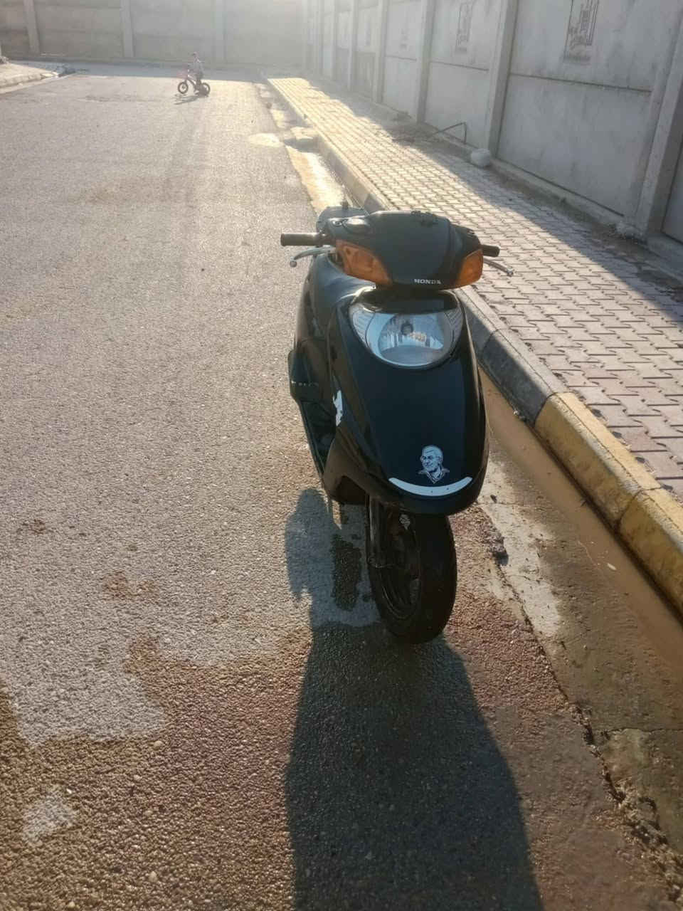 سلام عليكم شباب دراجه سبيسي ياباني مفتوحه دراجه حلوه نضيفه ناعمه كامله او مكمل سعره475 نهايته 400 مكانه كوت طشاش *********** شراي يتصل أو يدلل

