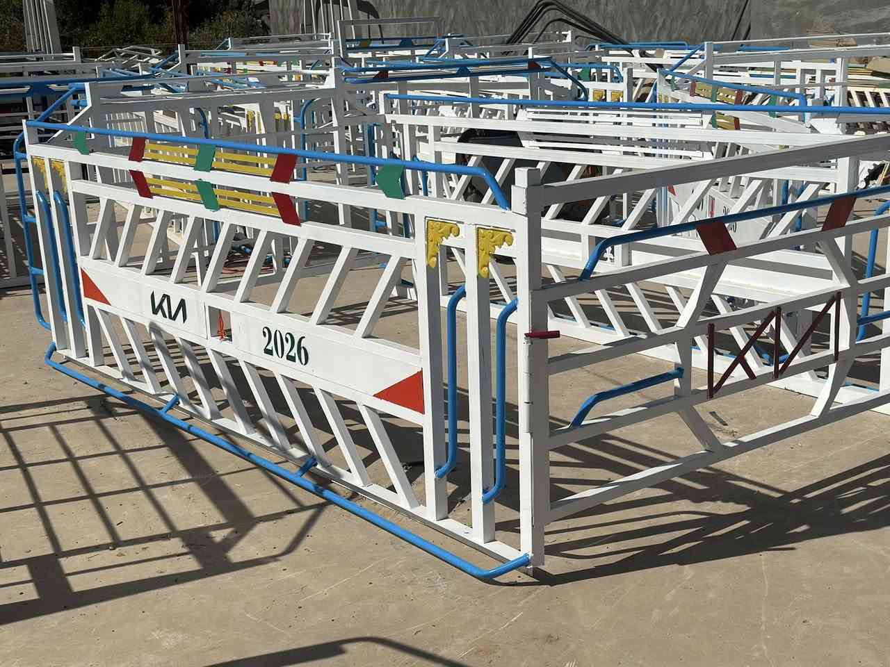 بۆ.       فرۆشتن. هەمووپێداویستی کیابار
ئەم چەمچەوسەرچەمچەوچادربۆدیی 4000تاکوتاکونیووبۆفرۆشتن 2700/3000/4000لامان بەردەستە بەسعریی بۆدیو ناوبۆدی دەعامی وسەرسەقف زۆرهەرزان. شۆێن ئەڵایی 

چەمچەی کەرکوک 3000////2700////4000هەمانە

***********
