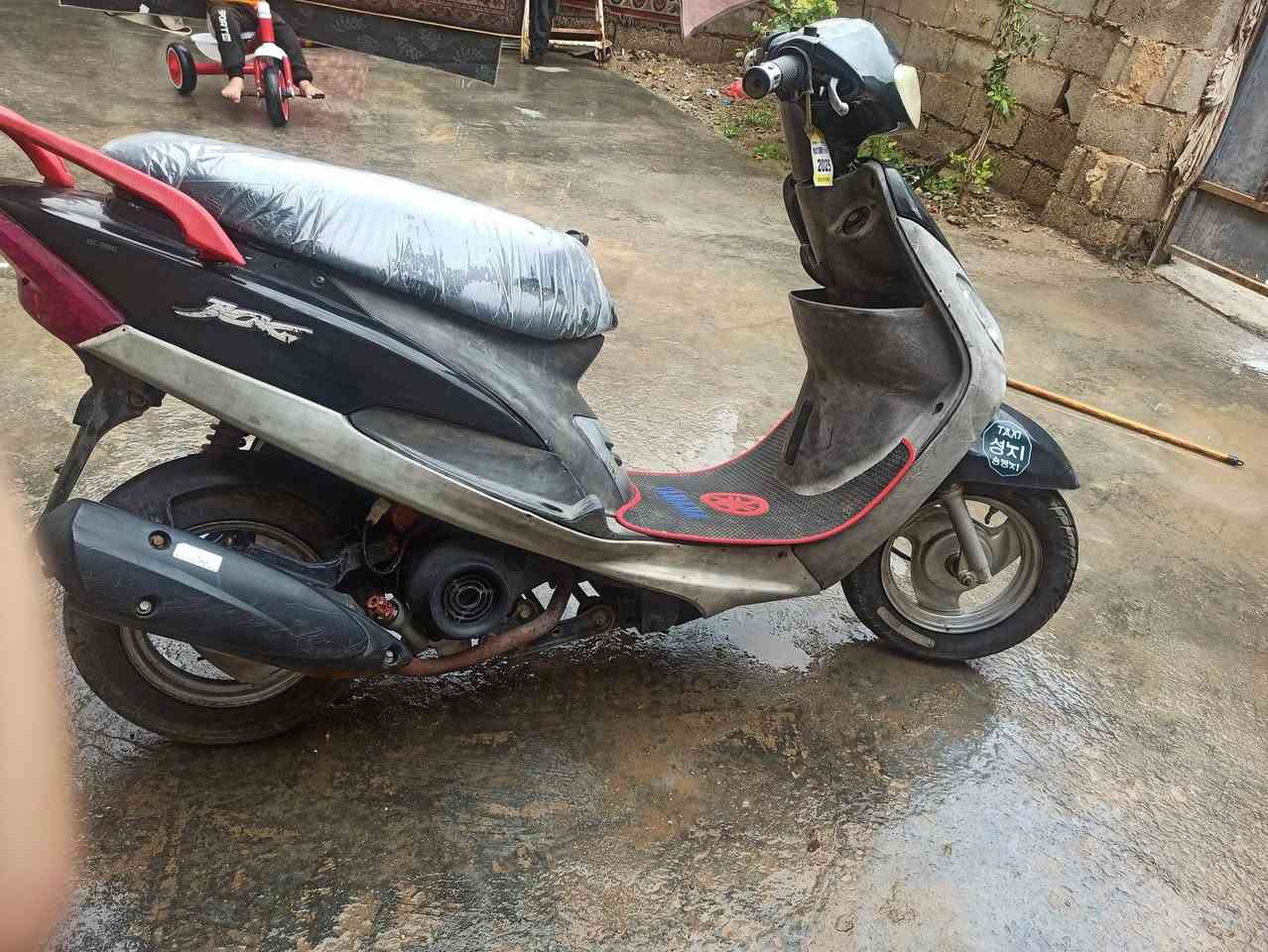 السلام عليكم ماكس منغولي ، ياباني
كهربائيات كله شغال ، سلف وهندر
كفرات بلاديه مختمه وكلش نضيفه
شلعه ومعدل كلش قويه
السعر 525 وبيه مجال
مكاني بابل المسيب حي المصطفى
موجود خاص ، + واتساب + اتصال
***********
