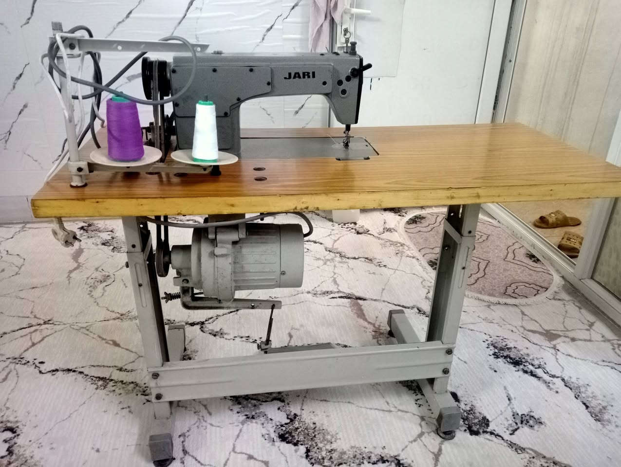 سلام عليكم هاي المكينه للخياطه شرط الشغل 
سعره 200 
مكاني كركوك
وشراي يجي خاص ويدلل


**إذا كنت صاحب هذا الإعلان وتريد حذفه لأي سبب، رجاءا أرسل رسالة إلى الدعم الفني**