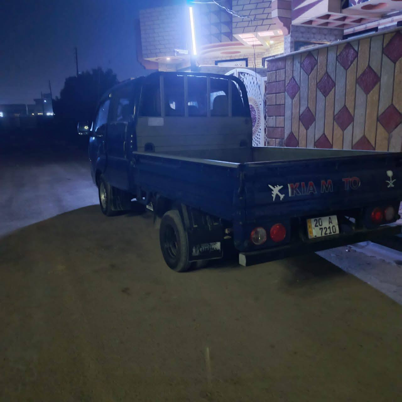 السلام عليكم 
كيا موديل 2007 
محرك جديد 
تخم تاير
ضفيره جديده
حداديه جديده 
باسمي شخصاً 
***********
