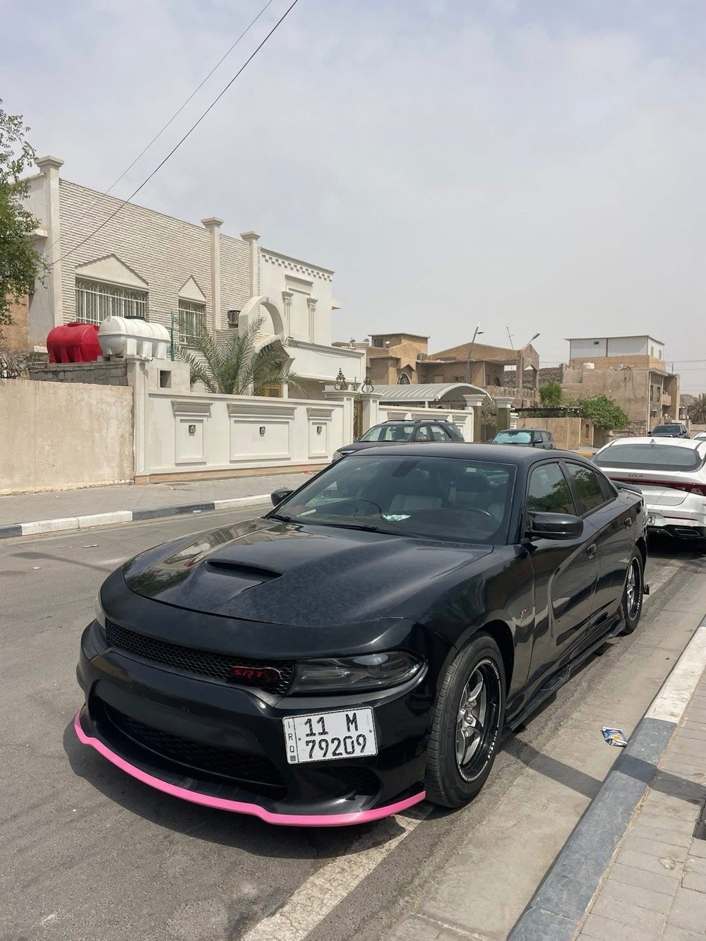 السلام عليكم

دوج جارجر 2015 sxt وارد كندي 



رقم بغداد سنوية لل30 بأسمي 



مكينة 3.600 تو ويل 



مكينة وكير وتبريد مكفولات سيارة ماشية 199000 كيلو متر حقيقي 



ضربته جاملغ ايمن مبدل 



والبنيد محدث والجاملغ الثاني مصبوغ مع حافه باب السايق فقط 



سيارة عليهاا كت دوسات ودعامايات srt 



ويل ويلد حجم 18 مع تخم تاير جديد توه شاده 



غرفه السيارة جلد كشنات حضن 



مكان السيارة بصرة دور الضباط



السعر 170 وبيه مجال بالخدمة 



***********