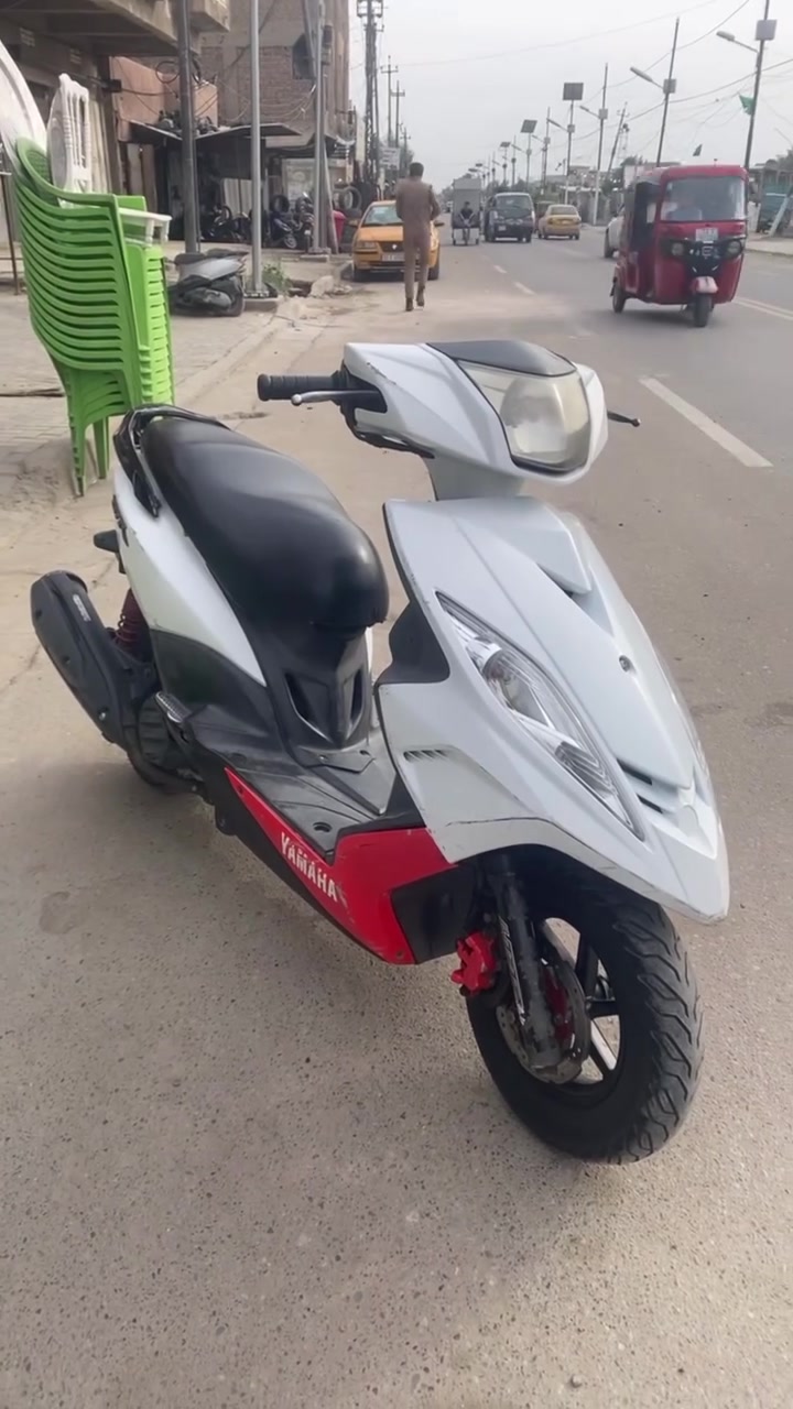 سلام عليكم شباب جيتي ار موديل ١٣ دراجه حديثه شاشه نوزل دراجه كلش نضيفه مال جناي دراجه مملعوب بيه ابد كله اصلي بيه كفر اصلي كلشي اصلي مكفوله لايت خليه دراجه شلعه ومعدل نكره سلف تفاصيل اكثر عل وتساب *********** مكاني بغداد البياع
