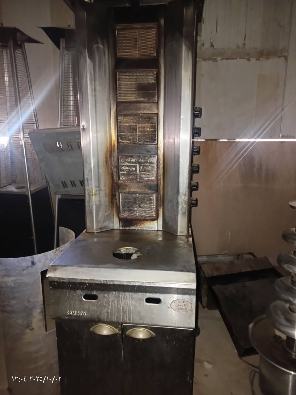 السلام عليكم
موجود شواية شاورما ع2 للبيع 
لتواصل 
***********
