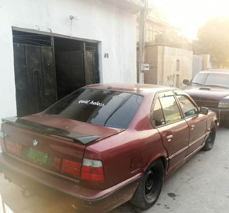 بيئم بؤ فرؤشت مه كينه 520گئرعادى موسو براوه به شه رت سياره گئرو مه كينه به شه رت ناوى خاوئنه سه قف شامؤيه واجيى هيه مالى مه ده نى دزيارى به شه رت  سحرى ٢٩ وه ره قه مه جالئكى زؤر كم ره قه م مؤبايل *********** وه تس ئاپ ڤايبه ر أربيل, العراق
