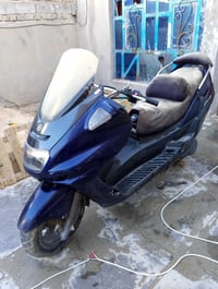 دراجه للبيع السعر 150 الف بس عوسه ضفيره بيه أوراق شراي يتصل 0771652204...