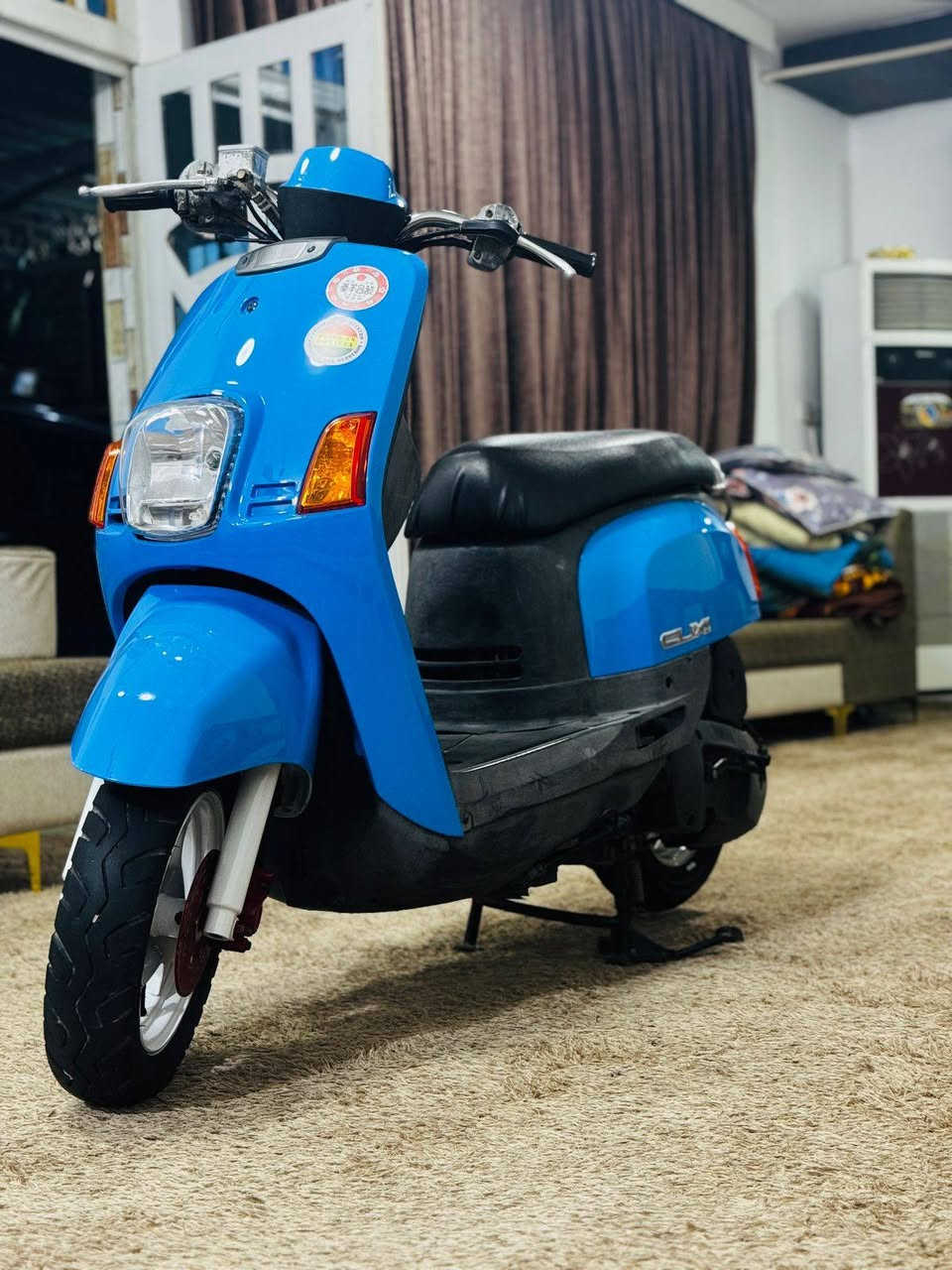 السلام عليكم .
دراجه ماكس بوليسي دراجه جديده معنى كلمه كفاله عامه من الشخط تجي تفحص او جيب فيتر وياك افحص  السعر 850او بيها مجال حك الجيه ***********
