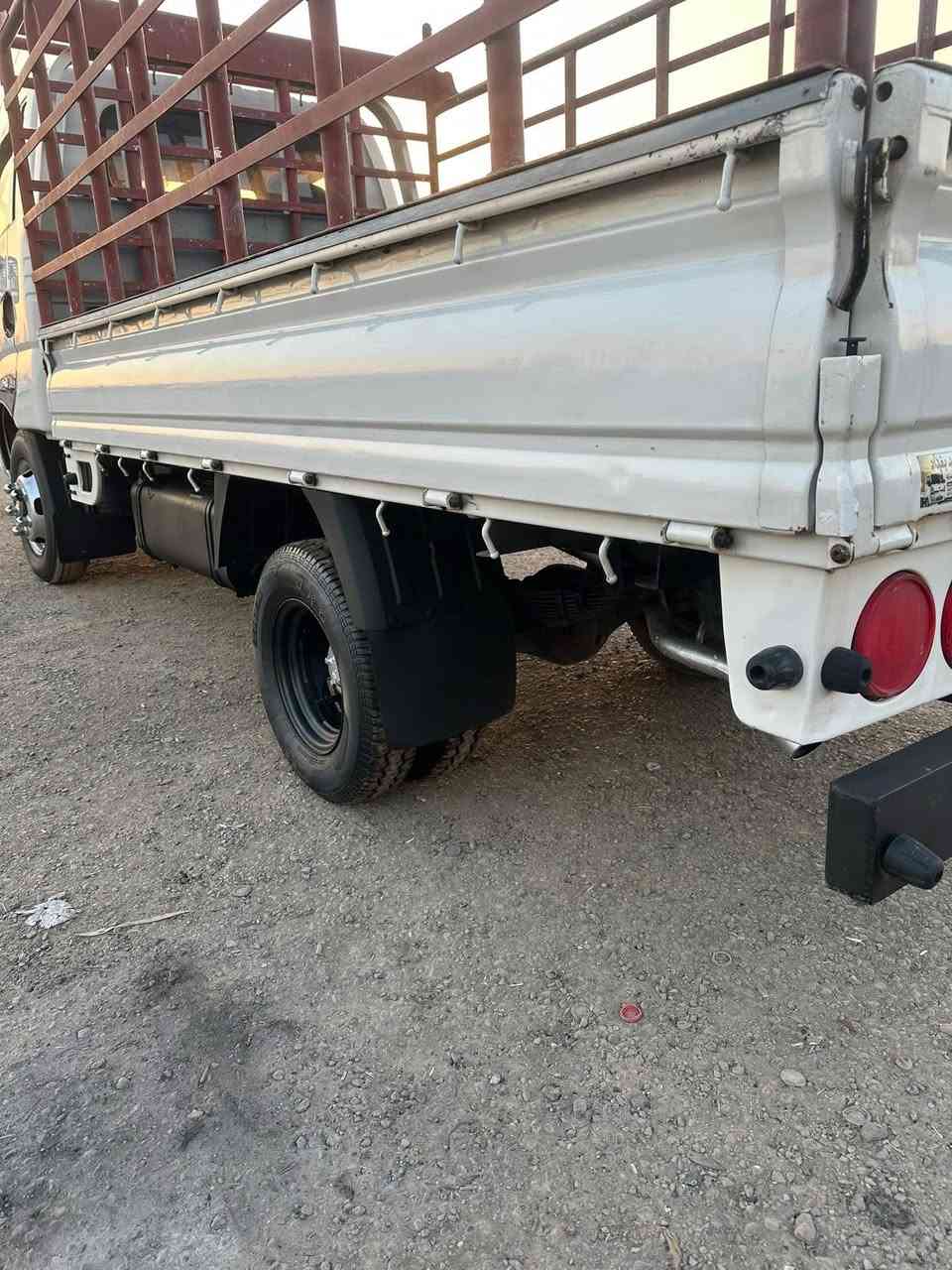 السلام عليكم كيه فحل موديل ١٢محرك 3000 محوره كامله تاير 14رقم بغداد مشروع وطني سعره 118بيه مجال ***********
