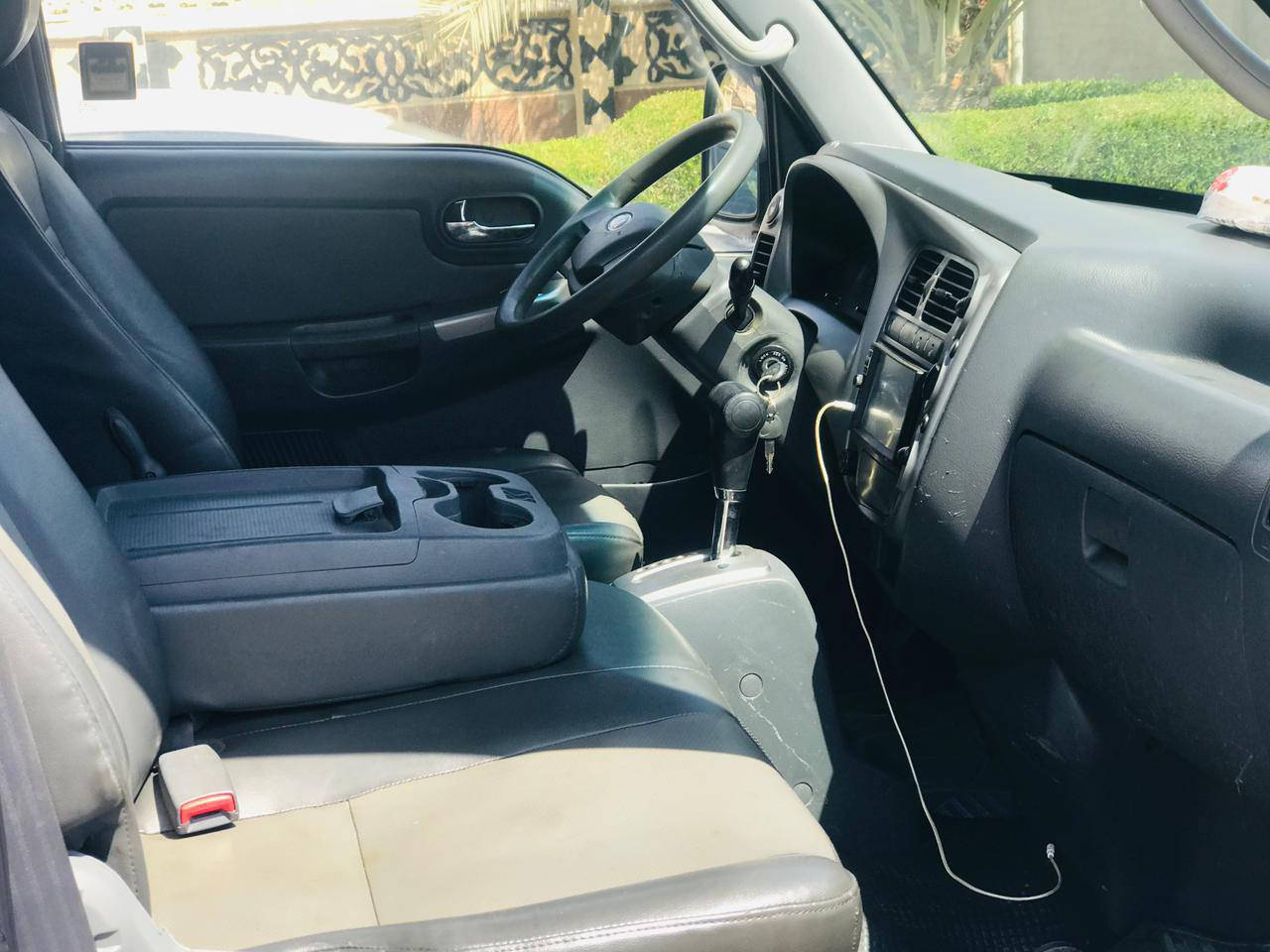 كيه ادوات كص جدييد ٢٠١٨ اوتماتيك محرك ٣٠٠٠ تايرات صدر كلو جديد سياره جديده احلا من الصور شغل بغداد درجه اولا السعر ٥٧وبي مجال الستفسار ***********/سياره متومه رقم وسنويه وبيها حصه مال كاز وين ماتريد فول
