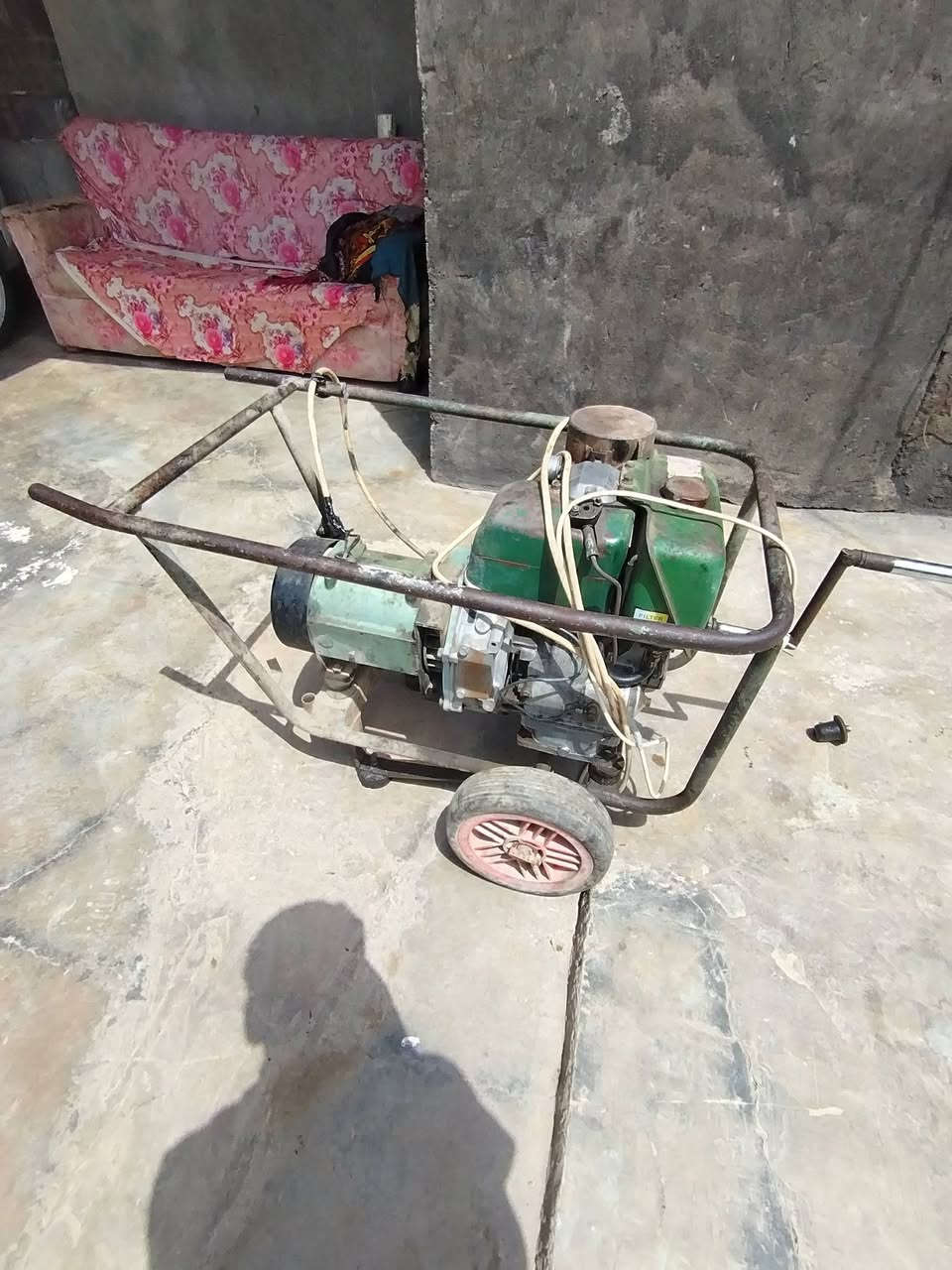 مولد بستم كاز البيع شرط الشغل كل عيب مابي سعر250   مكاني داقوق (***********)
