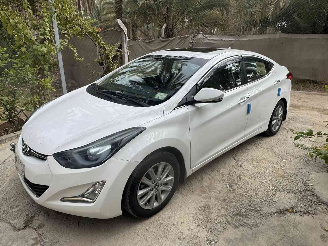 السلام عليكم اخوان النترا موديل ١٥خليجي  فول موصفات فتحه تحكمات شاشه كأمره حساسات اشاير بل مري مري شفط لدامامي بعد بيها موصفات محرك كير حداديه تخم تاير تبريد كله جديد وجاهزه ع آخر حبابه الف ماتصرف عليها رقم بغداد سنويه لل٢٨تحويل مباشر اخوان ملاحضه لحد يكلي شبيها سونار مرفق مع صور شوفه وخابر وبيك خير ودلل وخاص غير موجود فقط اتصال السعر ١٢٥وبيها مجال لاستفسار اتصل ***********المكان كربلاء الحسينية
