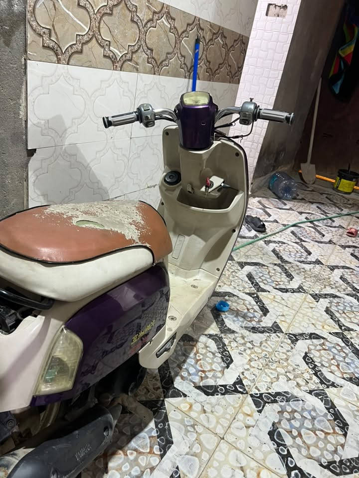 بوليسي نكره سلف مكينه مامفتوحه بلاد جاهزه
سعرها 625 وبيها مجال*********** وتساب
