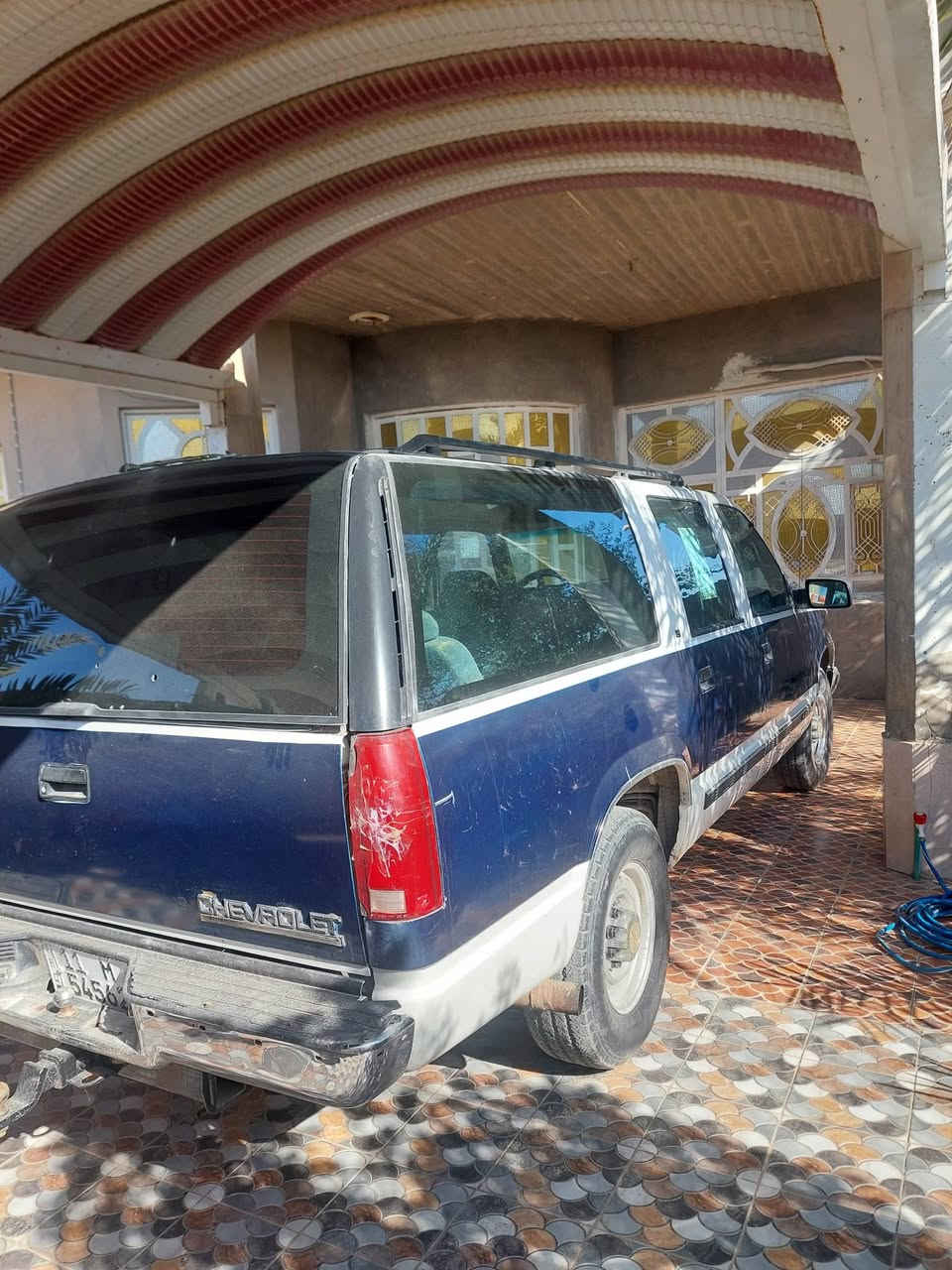 السلام عليكم.  
سياره للبيع او لمراوس
مكان القرنه الشرش 
تفاصيل اكثر رقم بي واتساب
بلاد مامحور. 
***********
