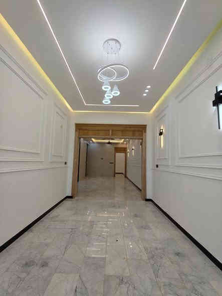 عملي الديكورات الداخليه والفلين الخارجي وجميع انواع الصباغ وعمل ماده روف مانع رطوبه ***********
