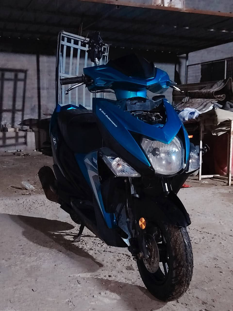 سلام عليكم للبيع زت ار موديل 2019 دراجه نضيفه السعر 850 وبيه مجال بسيط التواصل على الرقم *********** الرقم بي واتساب
